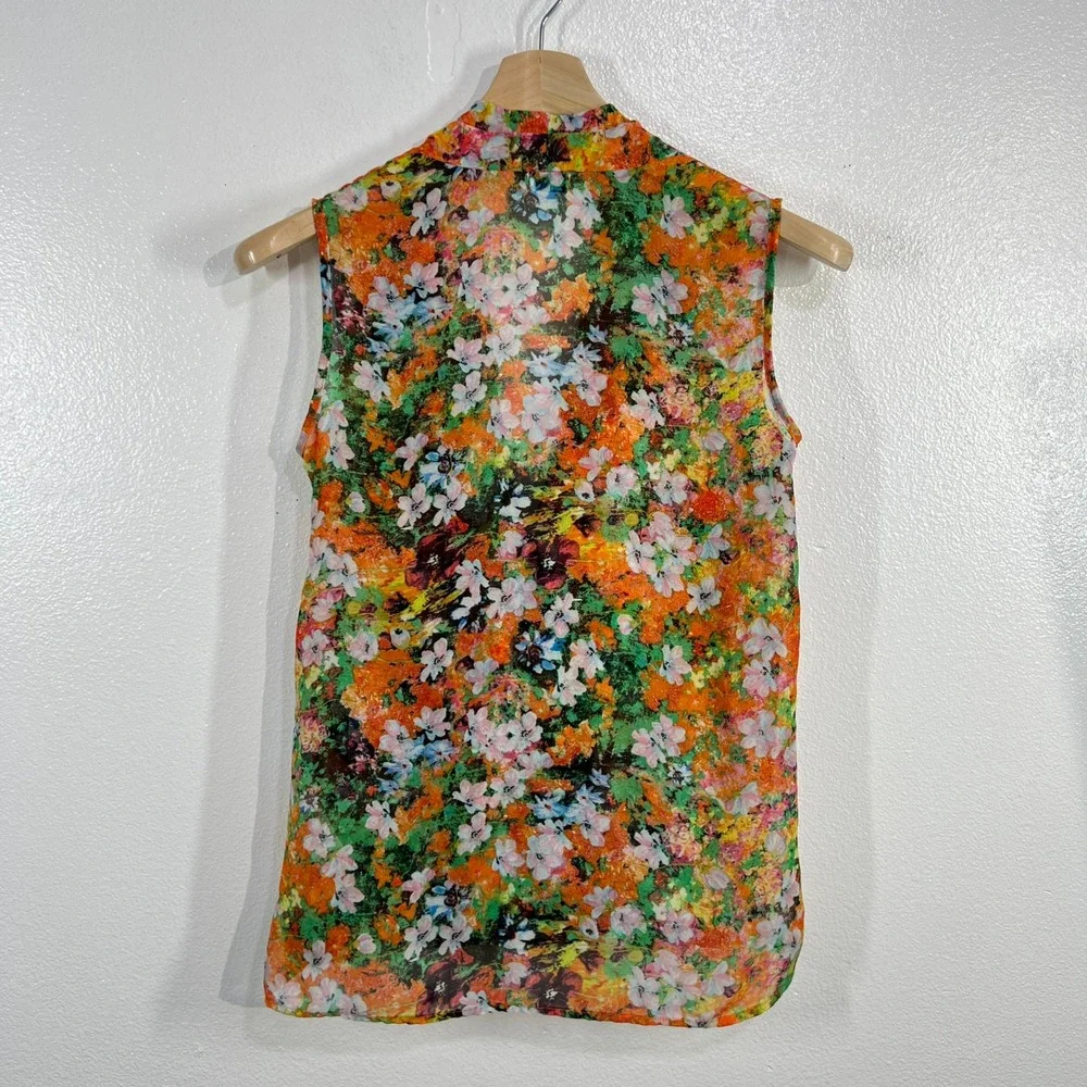KUT from the‎ Kloth Sleeveless Floral Blouse Medium Draped Front Sheer USA Made